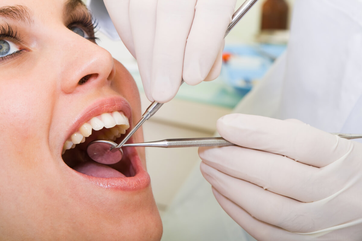 the dos and donts of tooth extraction after care